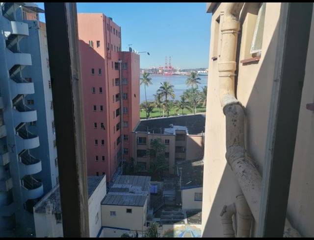 2 BEDROOM APARTMENT FOR SALE IN DURBAN CENTRAL